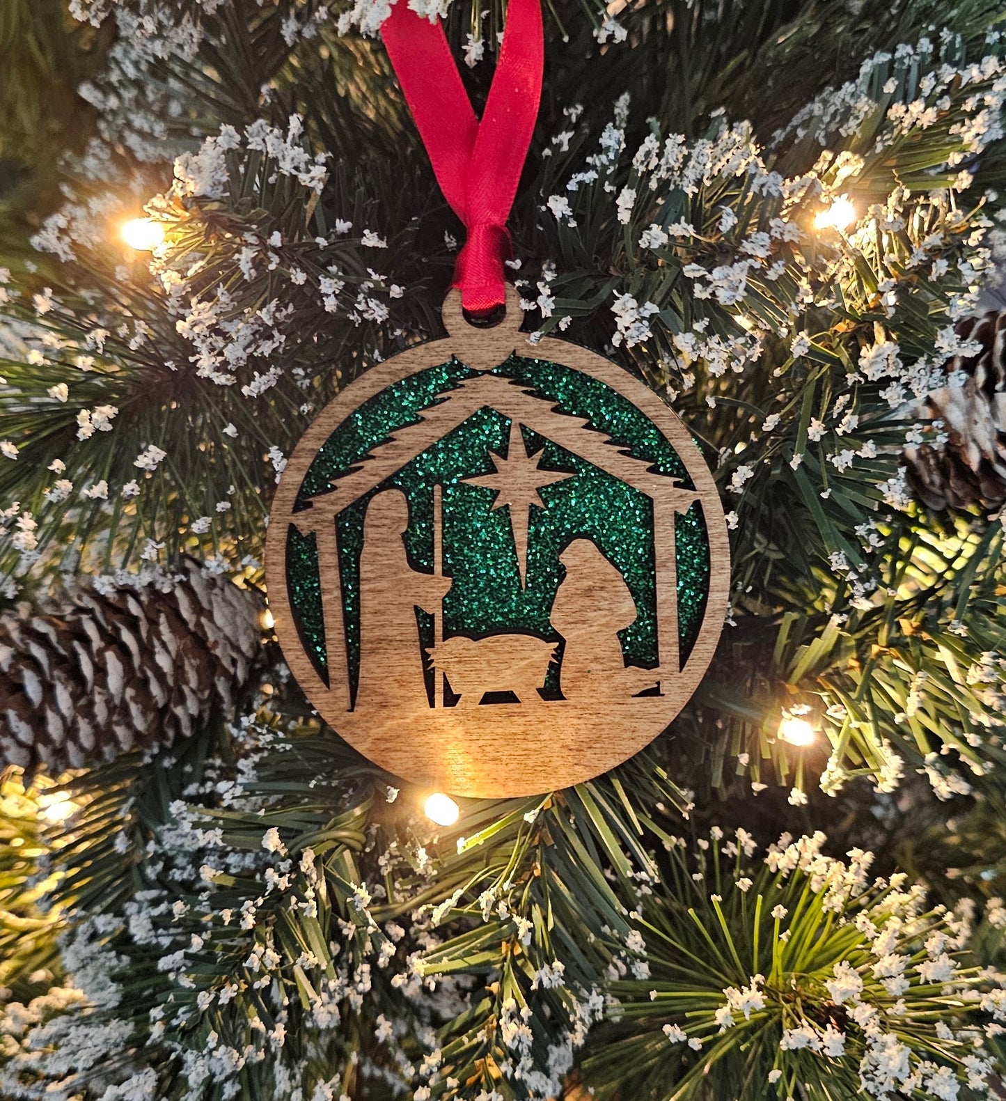 Wood/Glitter Ornaments - Manger