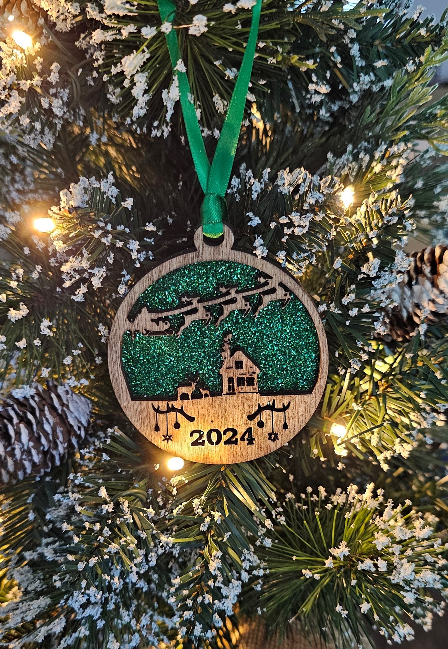 Wood/Glitter Ornaments - Santa w/ Year