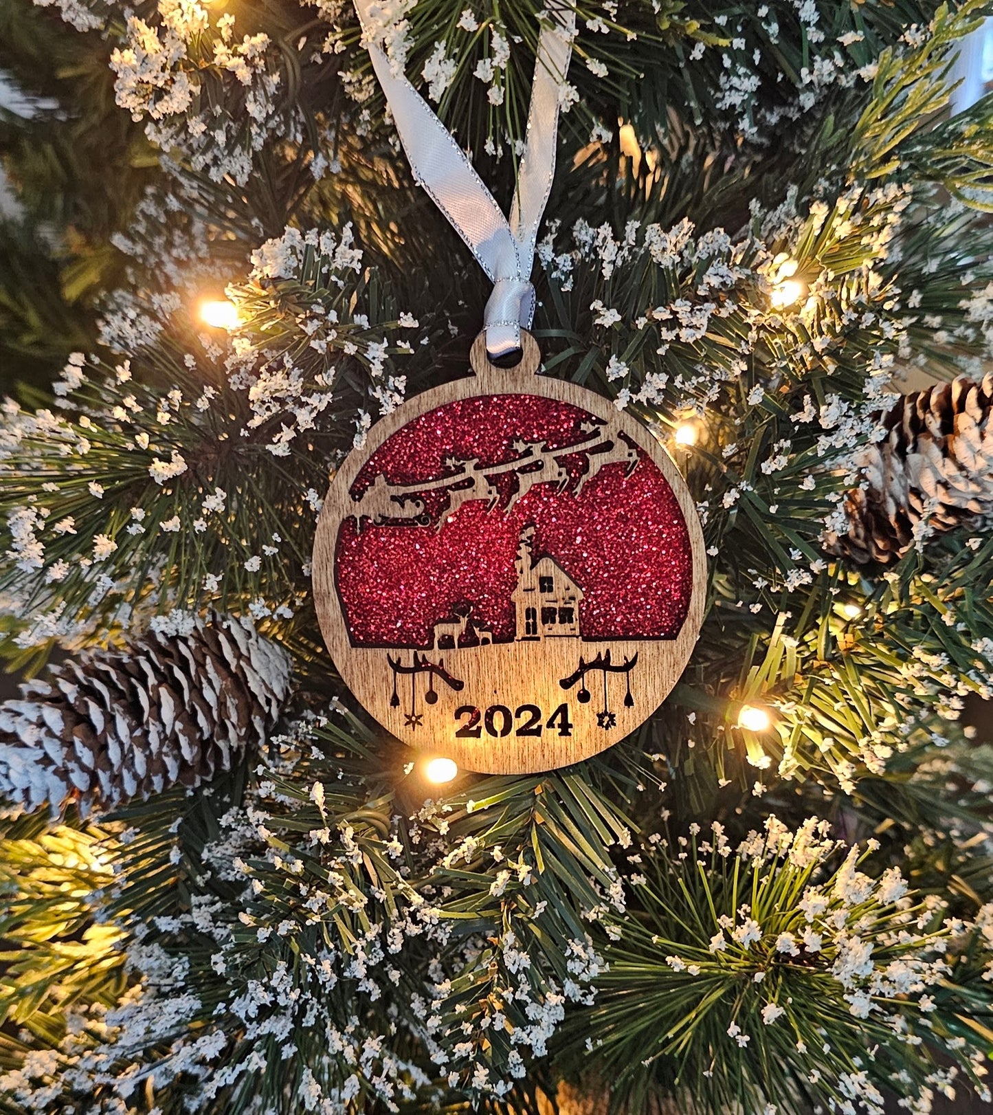 Wood/Glitter Ornaments - Santa w/ Year