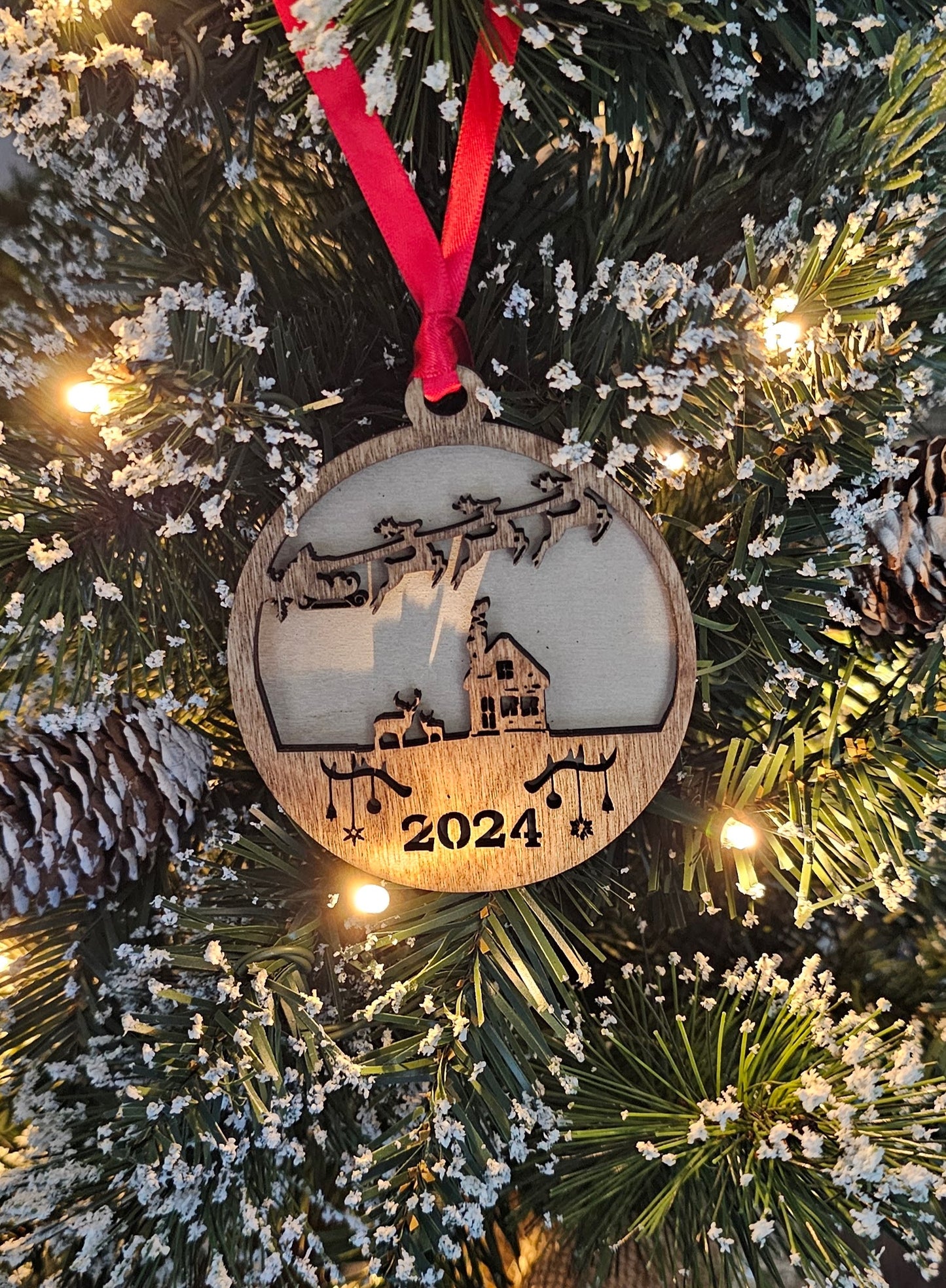 Wood/Glitter Ornaments - Santa w/ Year