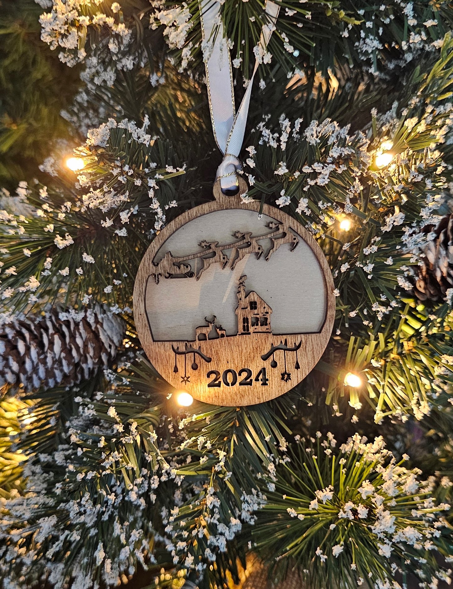 Wood/Glitter Ornaments - Santa w/ Year