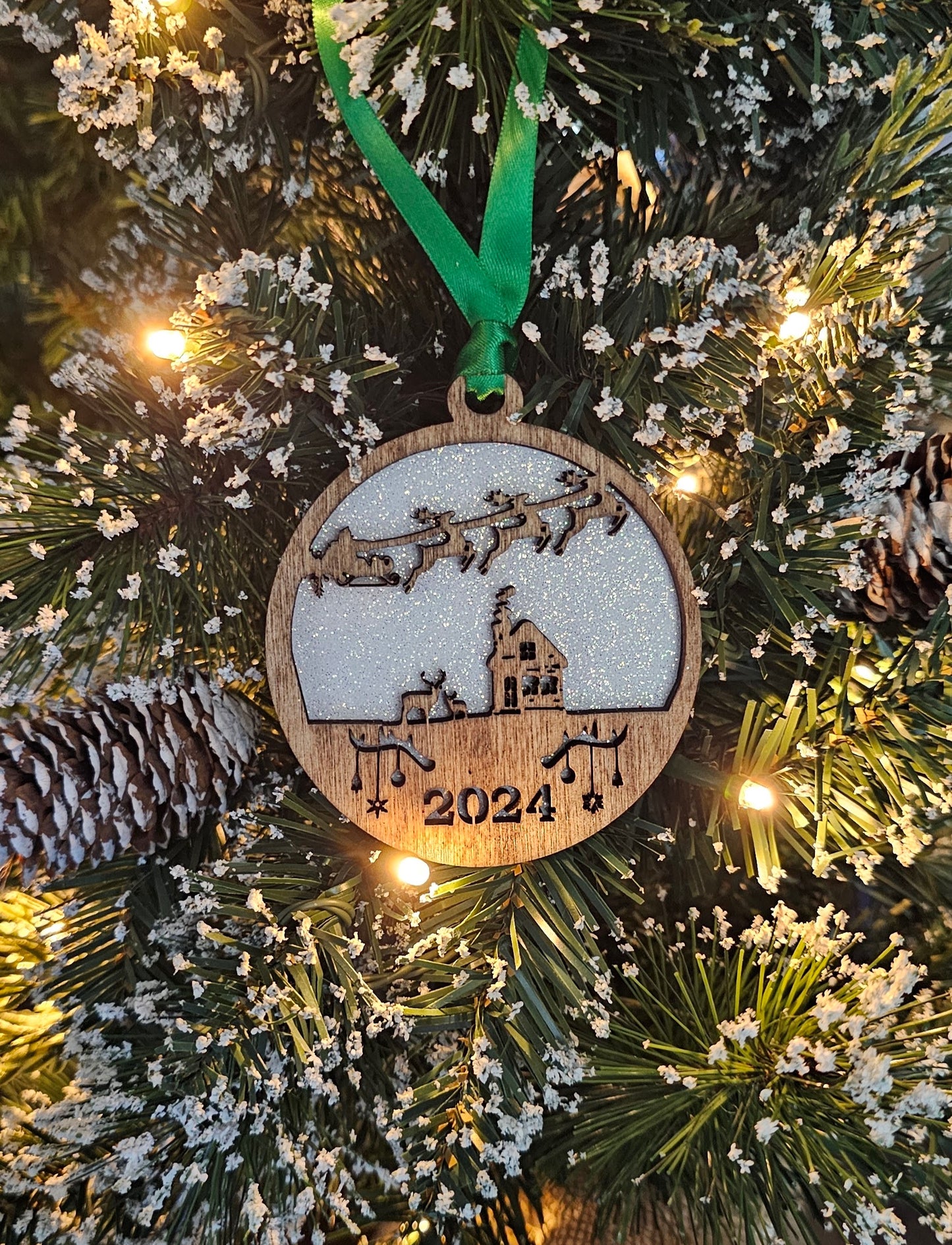 Wood/Glitter Ornaments - Santa w/ Year